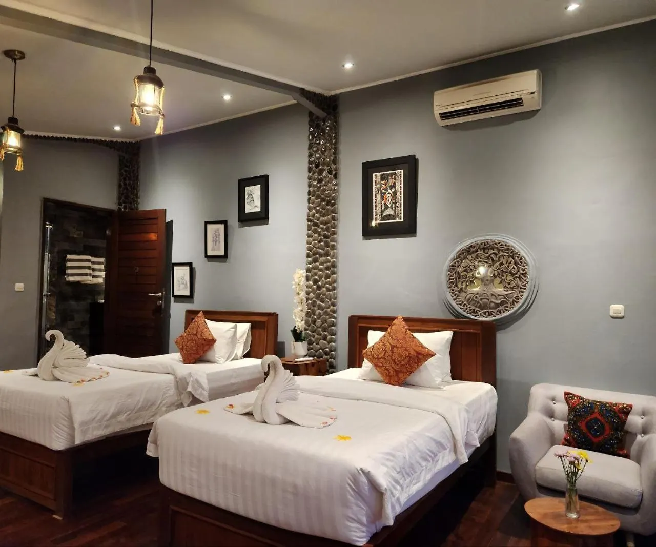Avalon Ubud Castle & Spa Villa