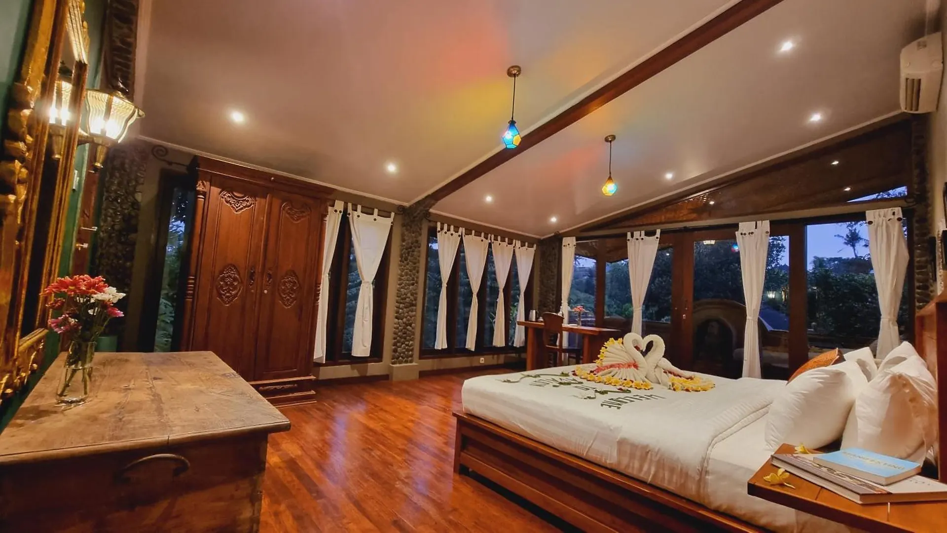 Avalon Ubud Castle & Spa Villa