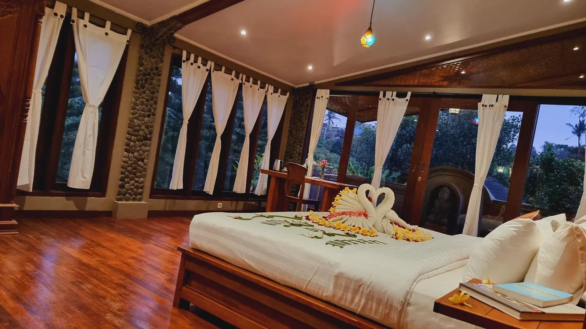 Villa Avalon Ubud Castle & Spa Indonesia