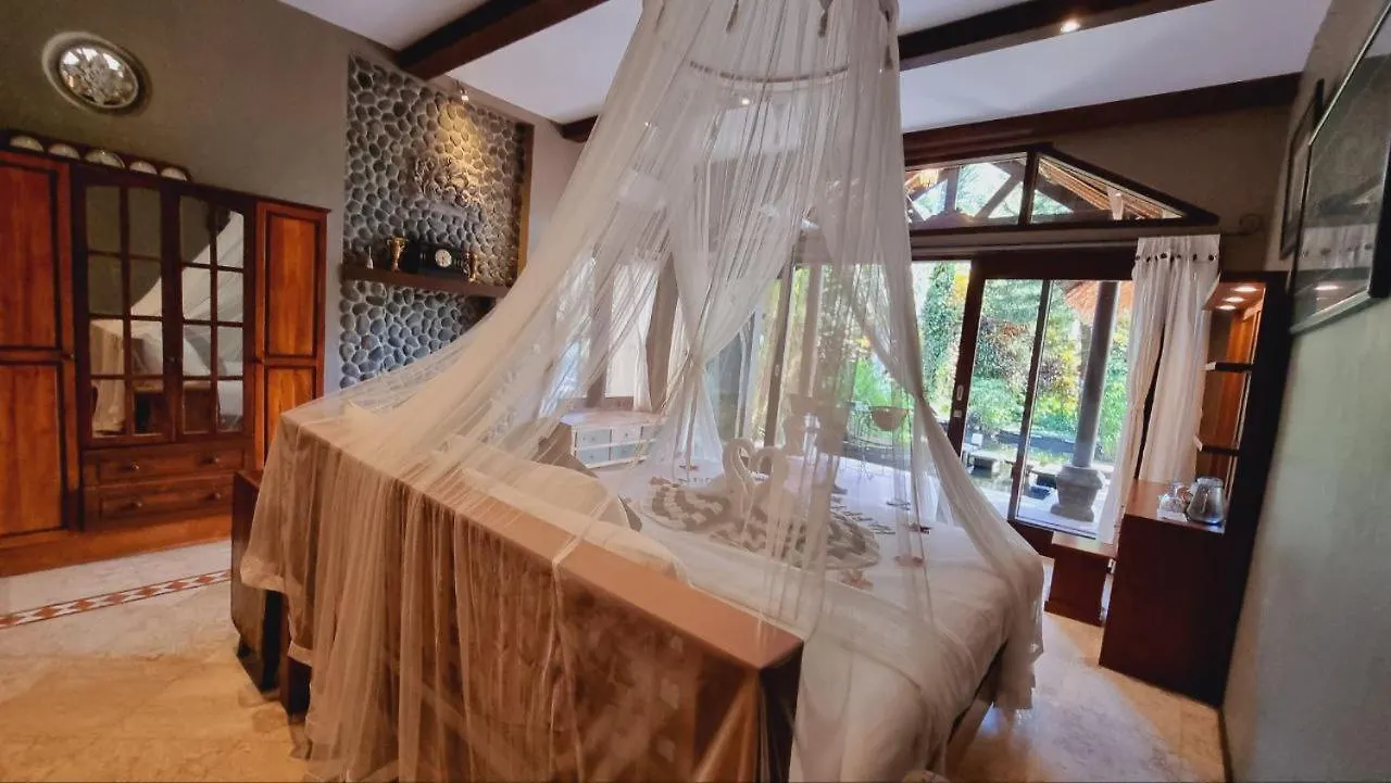 Villa Avalon Ubud Castle & Spa Indonesia